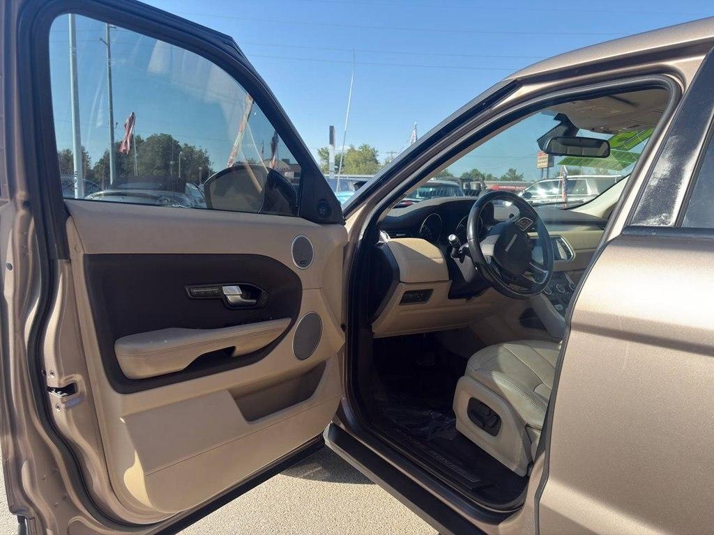 Land Rover Range Rover Evoque 5dr HB Pure Plus 2015