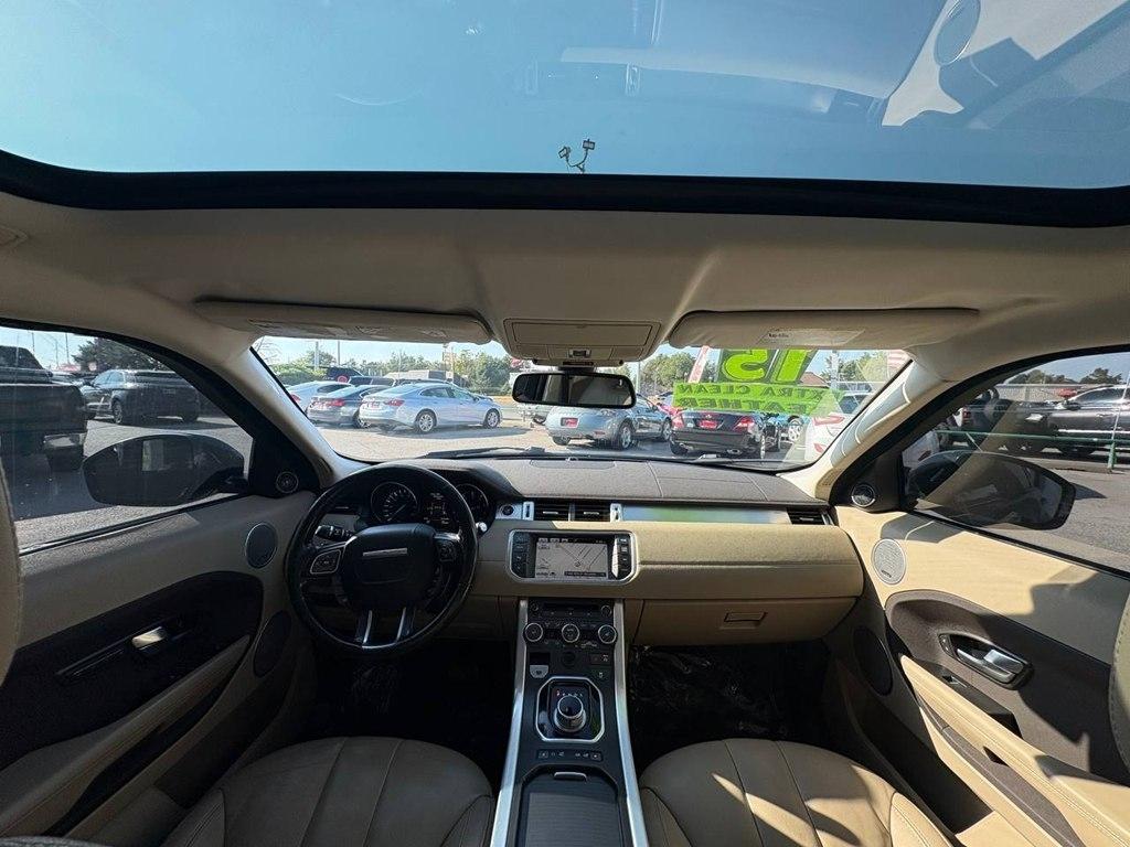 Land Rover Range Rover Evoque 5dr HB Pure Plus 2015