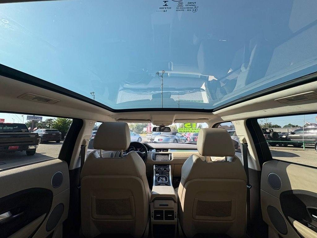Land Rover Range Rover Evoque 5dr HB Pure Plus 2015