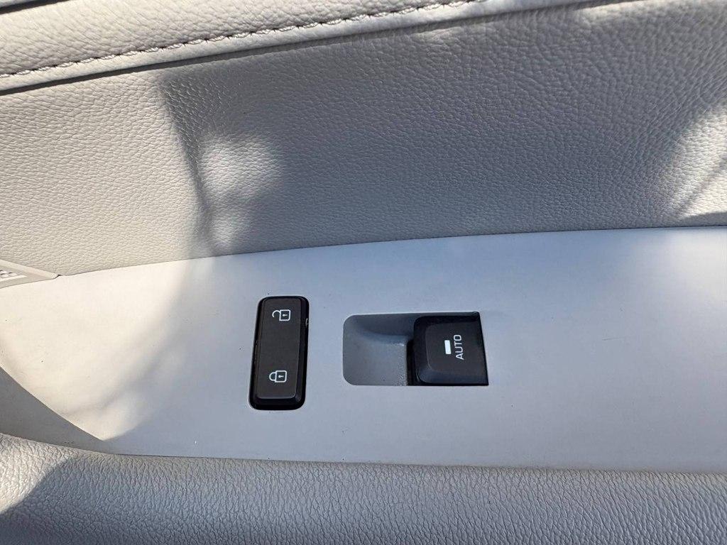 Hyundai Sonata 4dr Sdn 2.4L Limited 2016