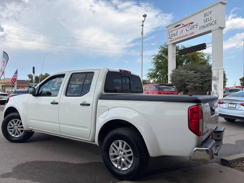 Nissan Frontier 4WD Crew Cab SWB Auto PRO-4X 2015