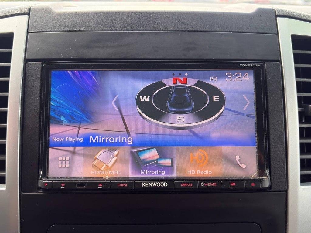 Nissan Frontier 4WD Crew Cab SWB Auto PRO-4X 2015