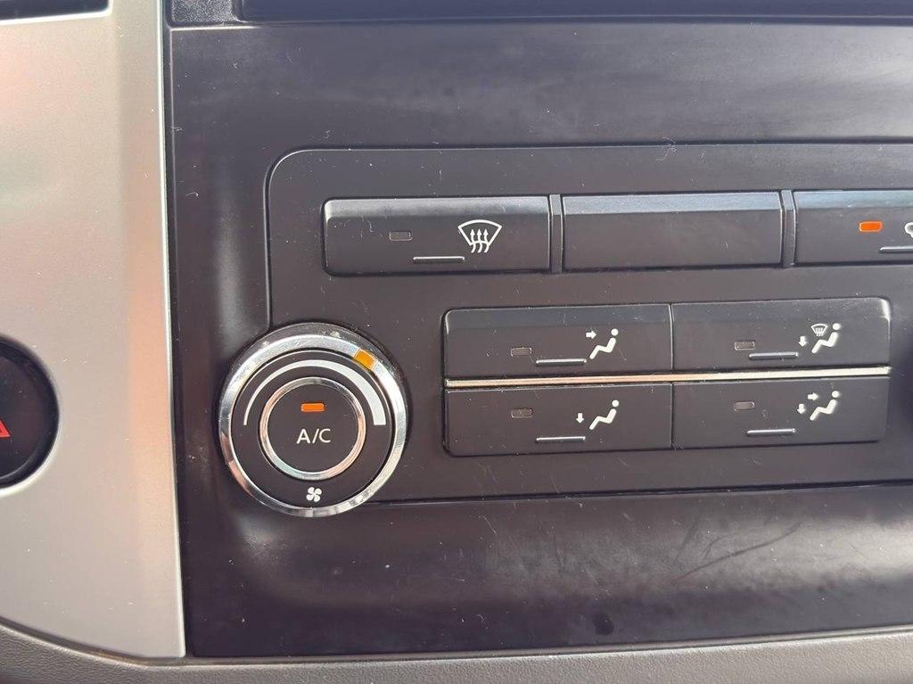 Nissan Frontier 4WD Crew Cab SWB Auto PRO-4X 2015