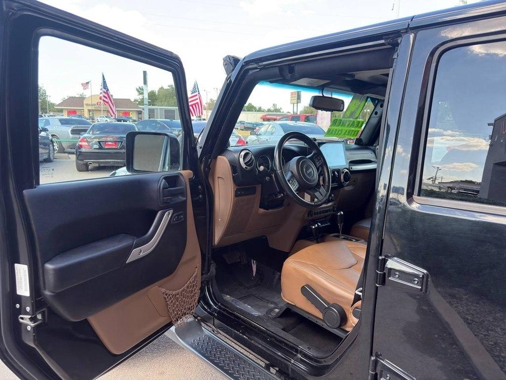 Jeep Wrangler Unlimited 4WD 4dr Rubicon 2014