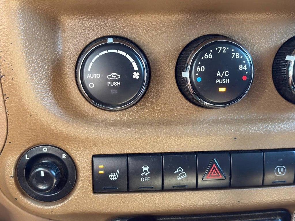 Jeep Wrangler Unlimited 4WD 4dr Rubicon 2014