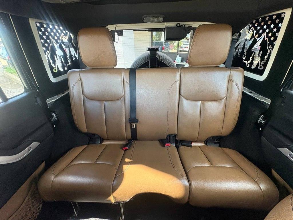 Jeep Wrangler Unlimited 4WD 4dr Rubicon 2014