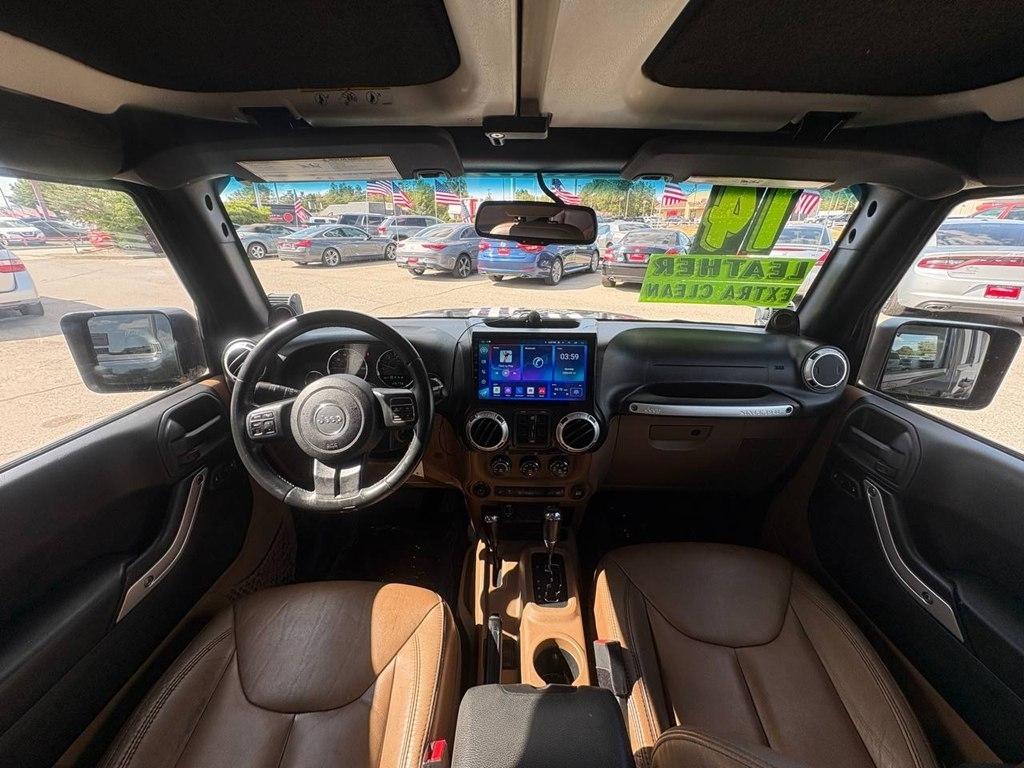 Jeep Wrangler Unlimited 4WD 4dr Rubicon 2014