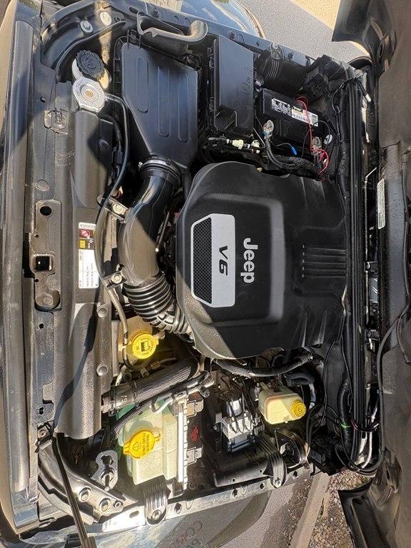 Jeep Wrangler Unlimited 4WD 4dr Rubicon 2014