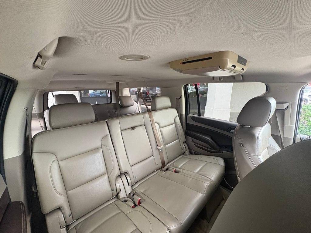 Chevrolet Suburban 2WD 4dr LT 2015