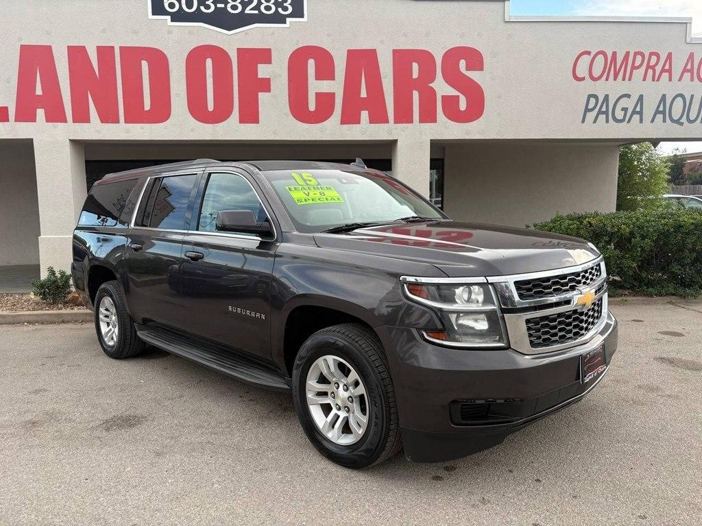 Chevrolet Suburban 2WD 4dr LT 2015