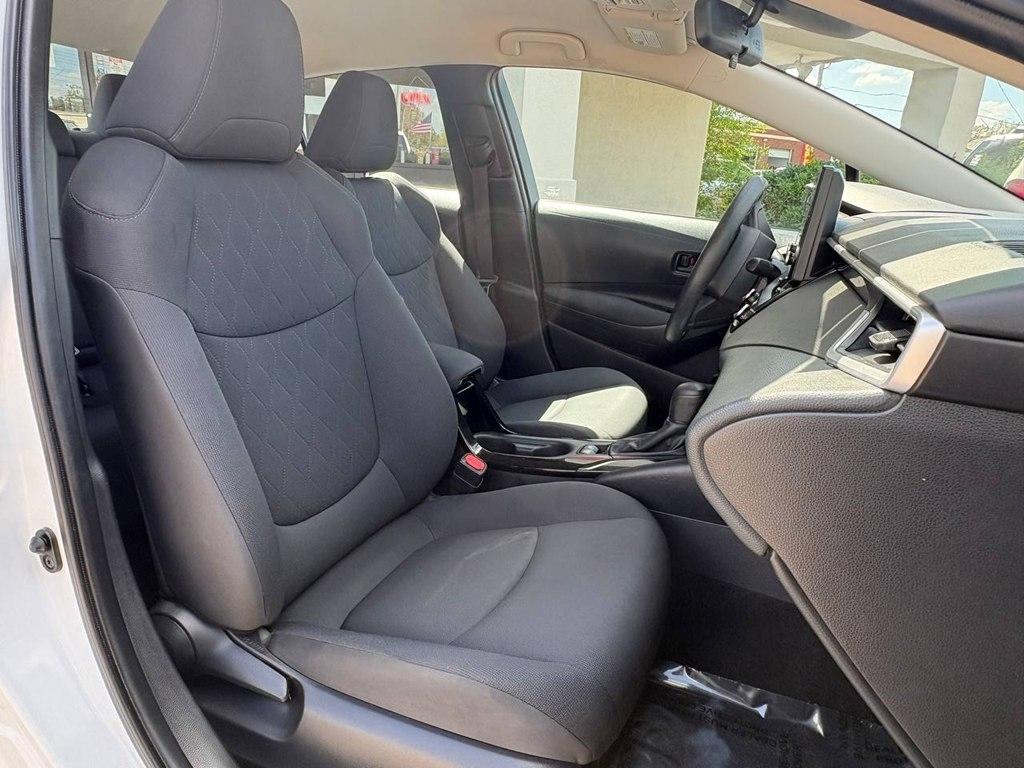 Toyota Corolla LE CVT (Natl) 2022