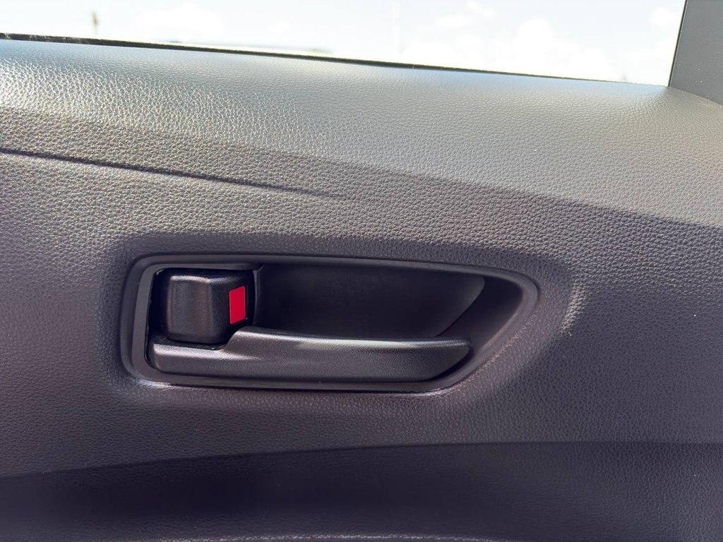 Toyota Corolla LE CVT (Natl) 2022