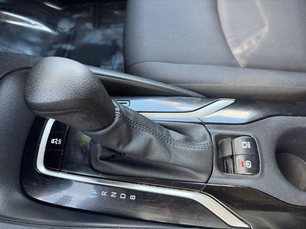 Toyota Corolla LE CVT (Natl) 2022