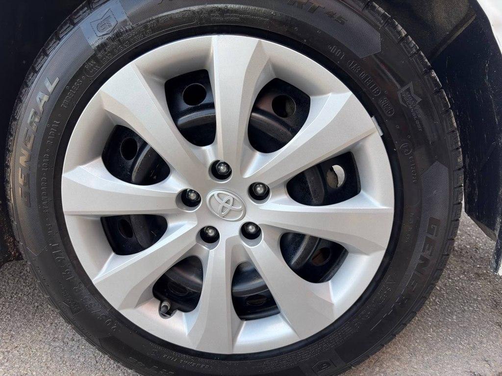 Toyota Corolla LE CVT (Natl) 2022