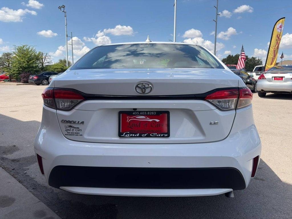 Toyota Corolla LE CVT (Natl) 2022