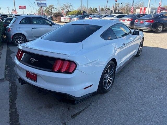 Ford Mustang 2dr Fastback EcoBoost 2016