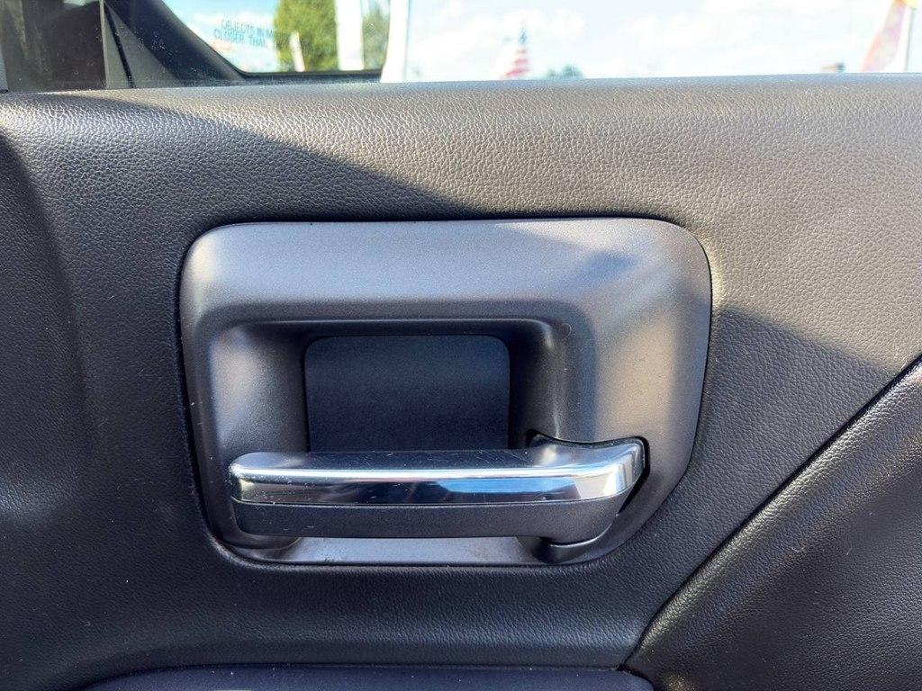 Chevrolet Silverado 1500 2WD Crew Cab 143.5" LT w/1LT 2016