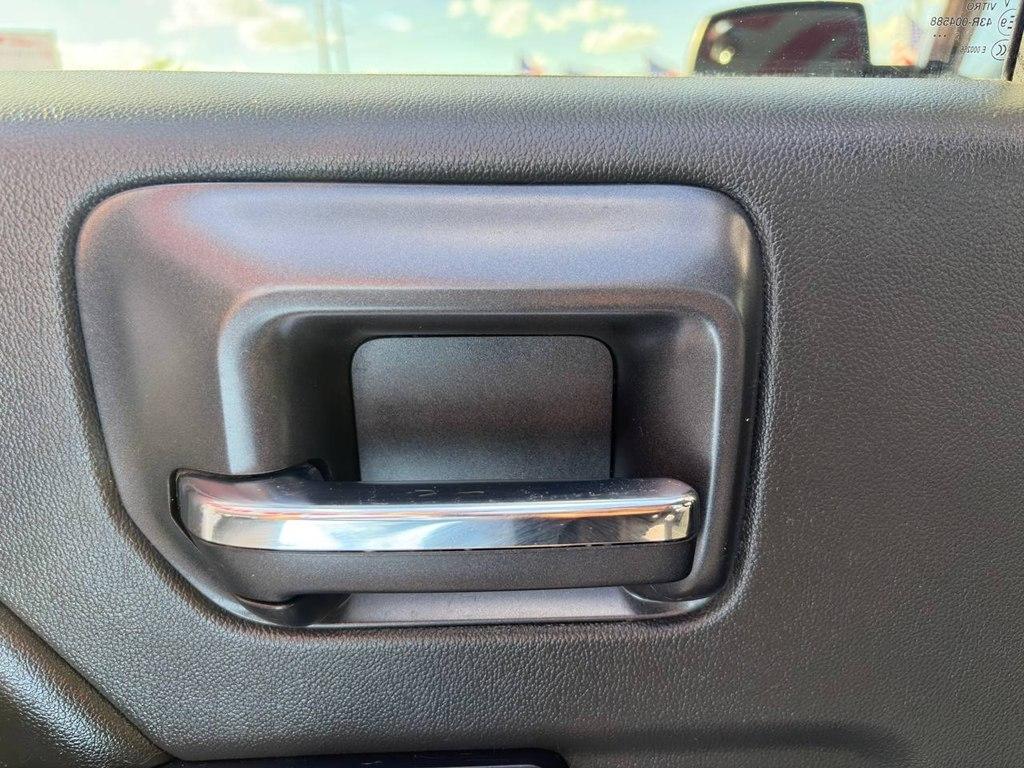 Chevrolet Silverado 1500 2WD Crew Cab 143.5" LT w/1LT 2016