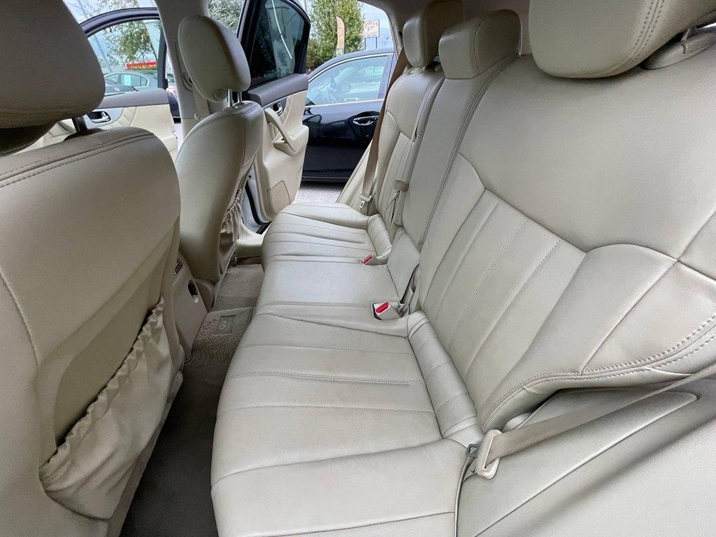 Infiniti QX70 AWD 4dr 2015