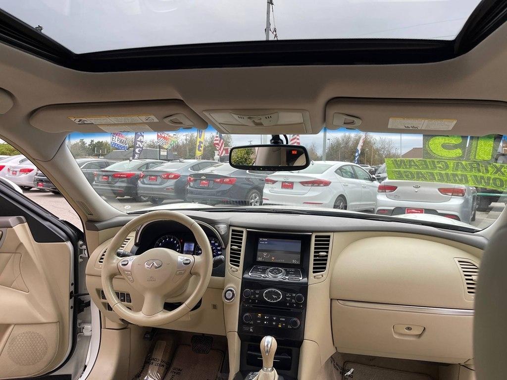 Infiniti QX70 AWD 4dr 2015