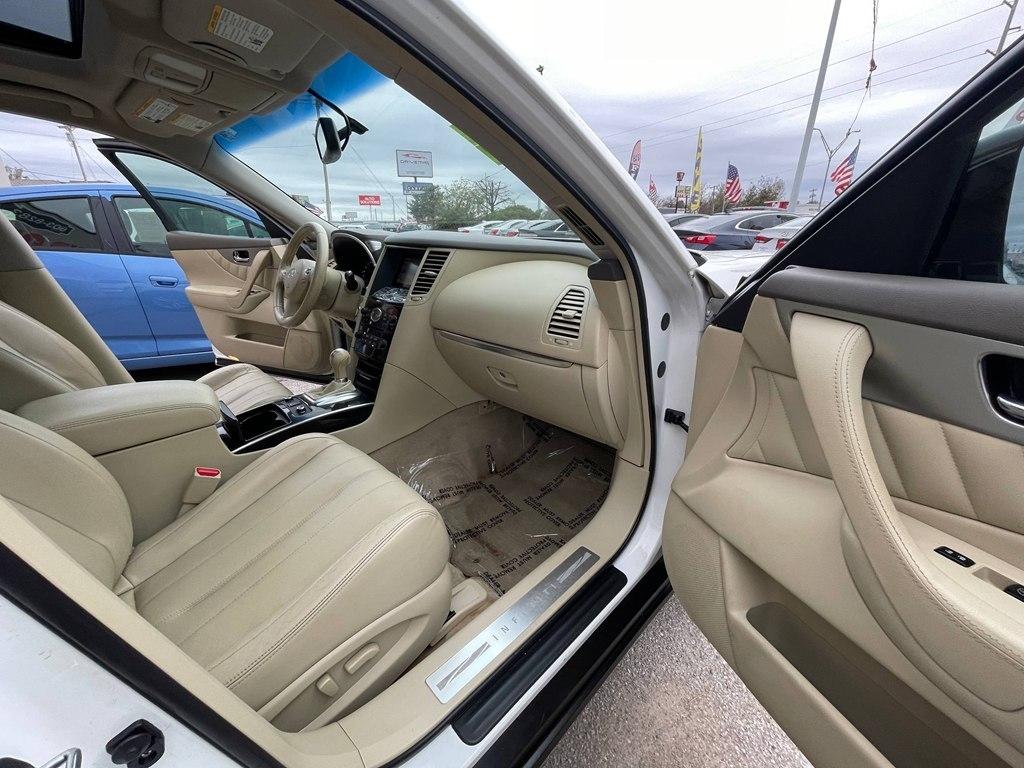 Infiniti QX70 AWD 4dr 2015
