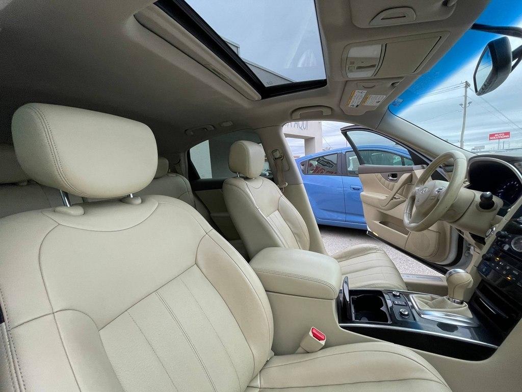 Infiniti QX70 AWD 4dr 2015
