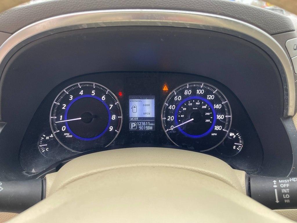 Infiniti QX70 AWD 4dr 2015
