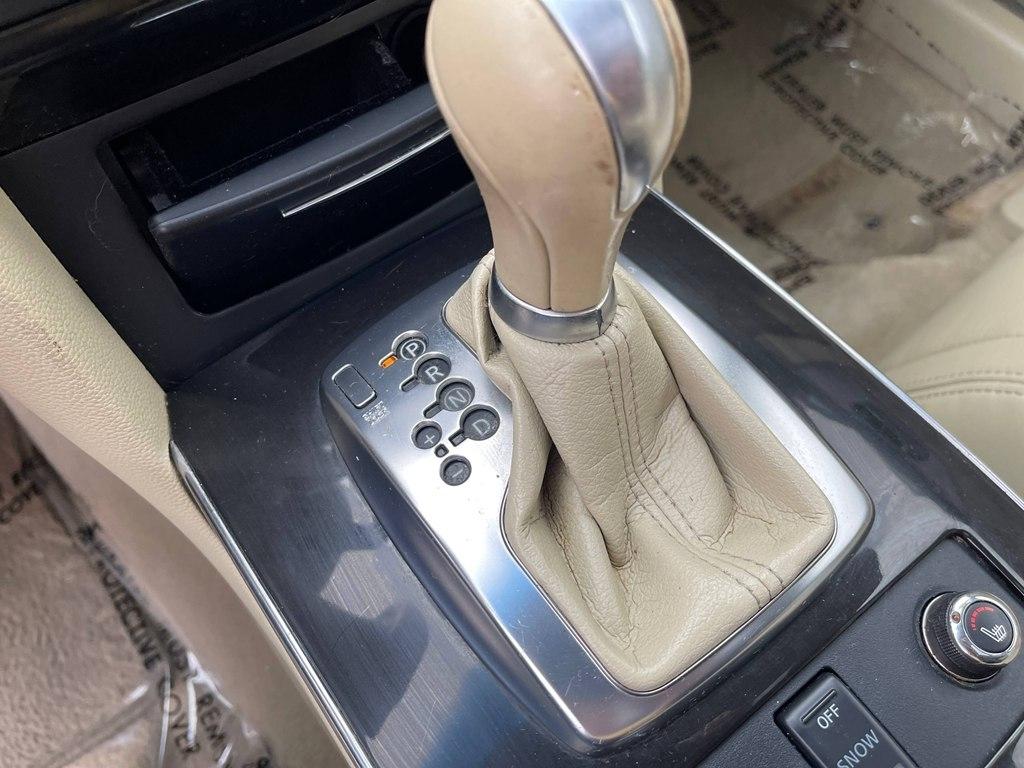 Infiniti QX70 AWD 4dr 2015