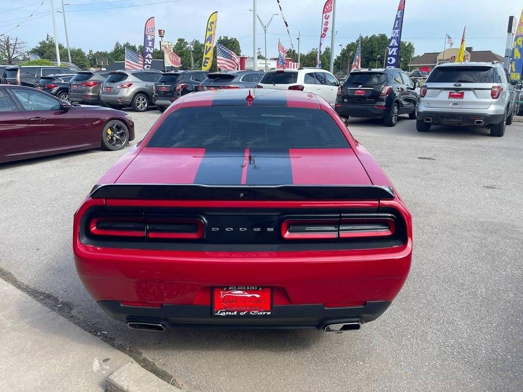 Dodge Challenger 2dr Cpe SXT 2016