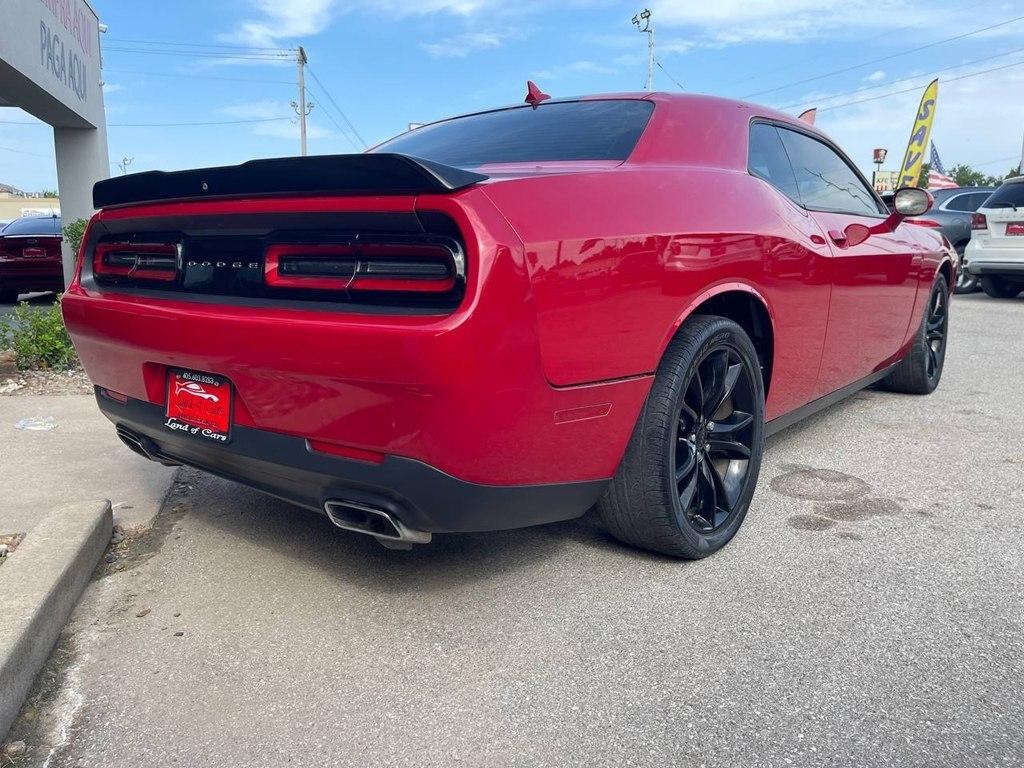 Dodge Challenger 2dr Cpe SXT 2016