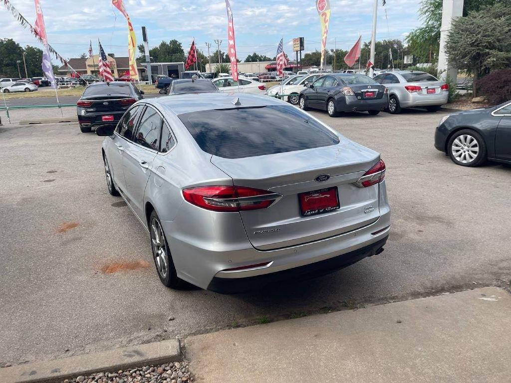 Ford Fusion SEL FWD 2019