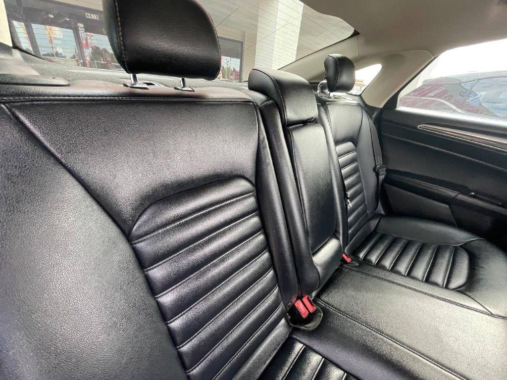 Ford Fusion SEL FWD 2019