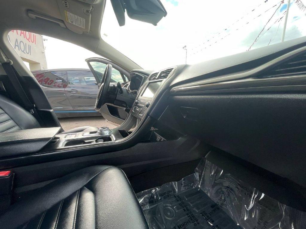 Ford Fusion SEL FWD 2019