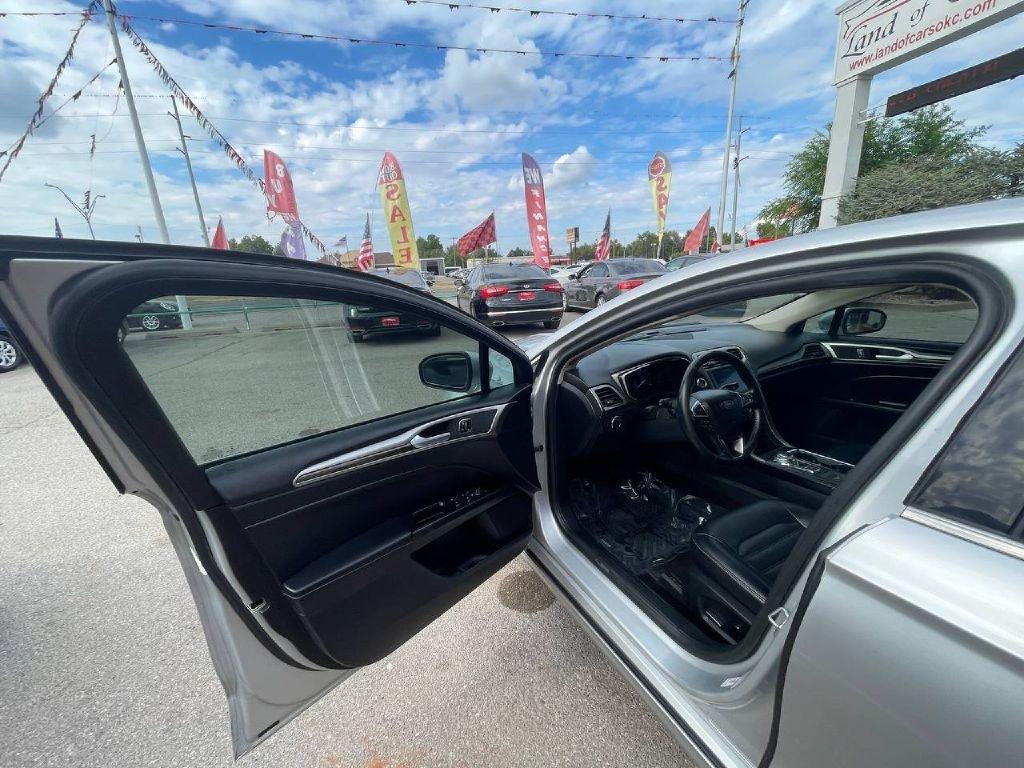 Ford Fusion SEL FWD 2019