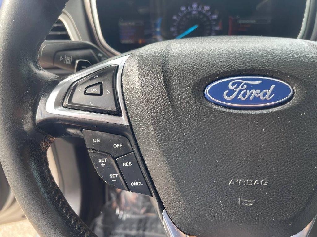 Ford Fusion SEL FWD 2019