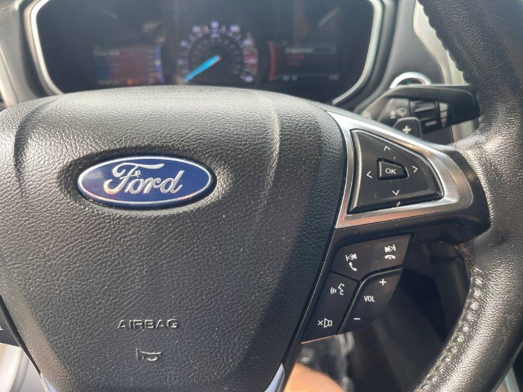 Ford Fusion SEL FWD 2019