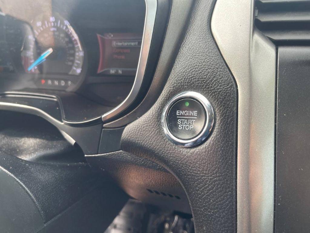 Ford Fusion SEL FWD 2019