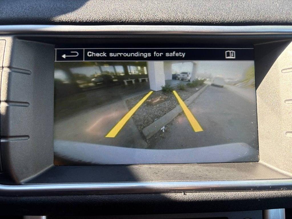 Land Rover Range Rover Evoque 5dr HB SE 2016