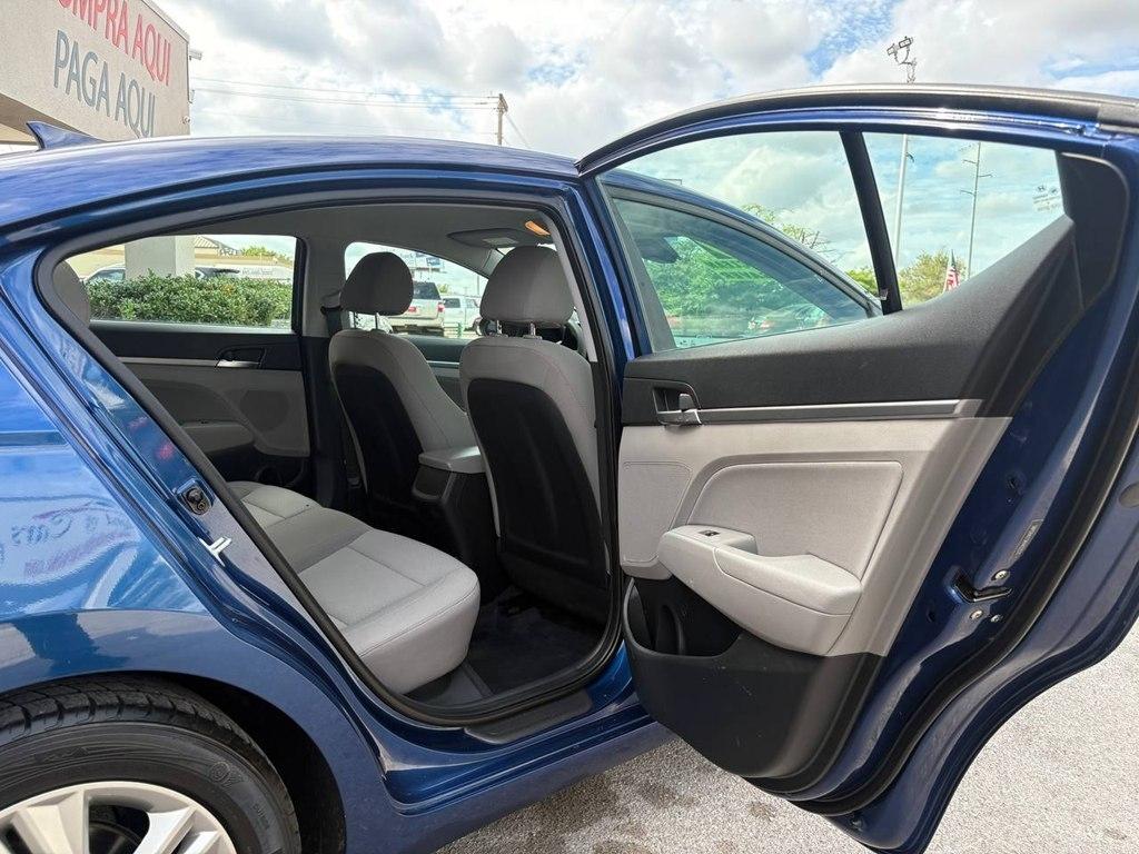 Hyundai Elantra SEL Auto 2019