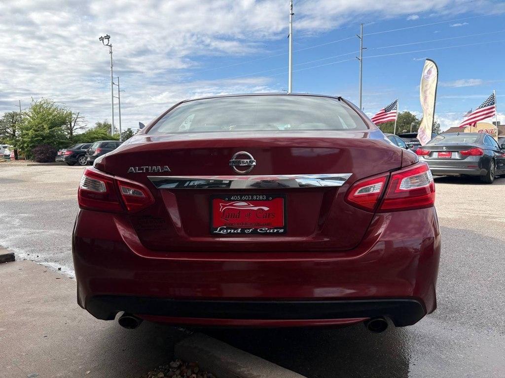 Nissan Altima 4dr Sdn I4 2.5 2016