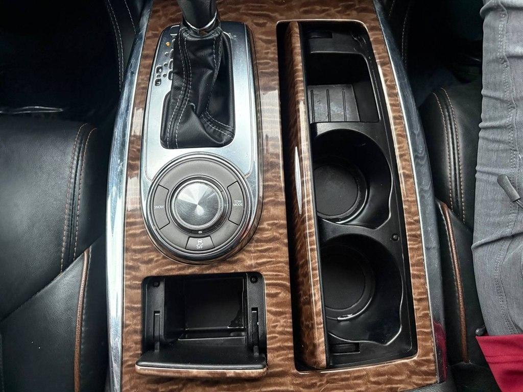 Nissan Armada 4x2 SL 2019