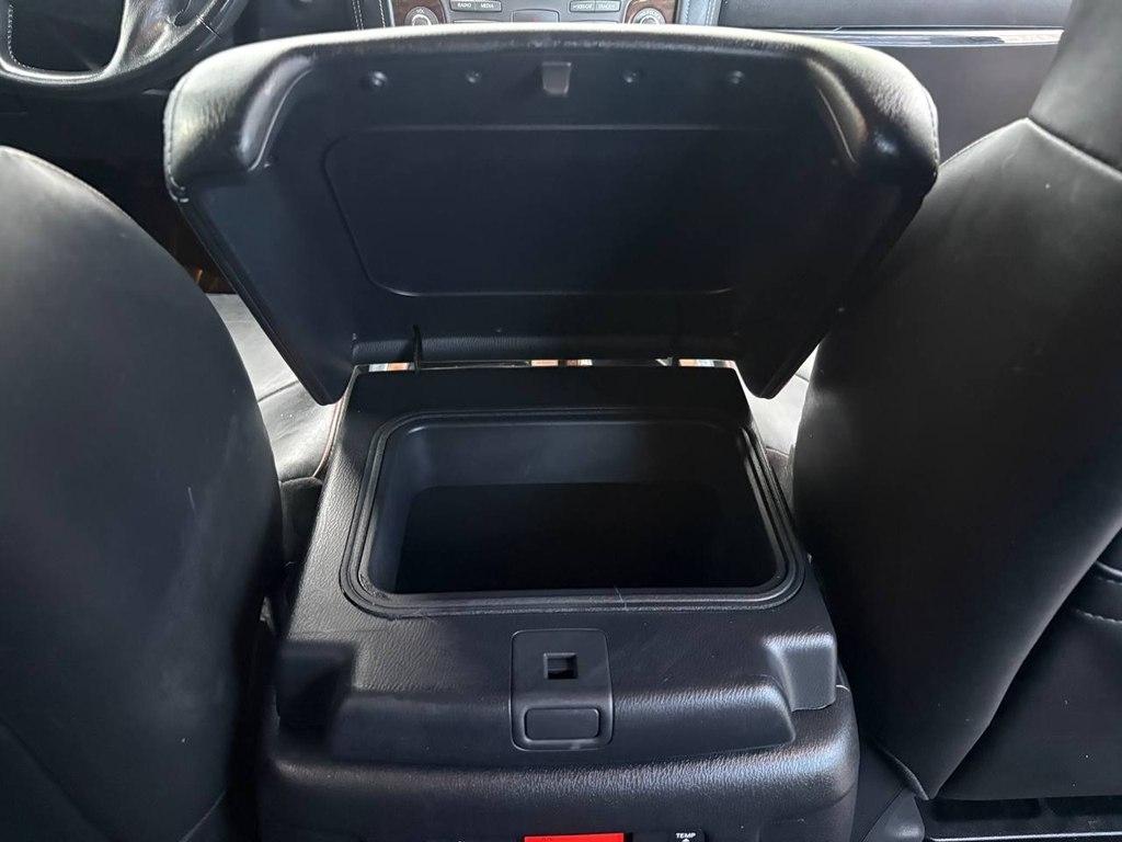 Nissan Armada 4x2 SL 2019
