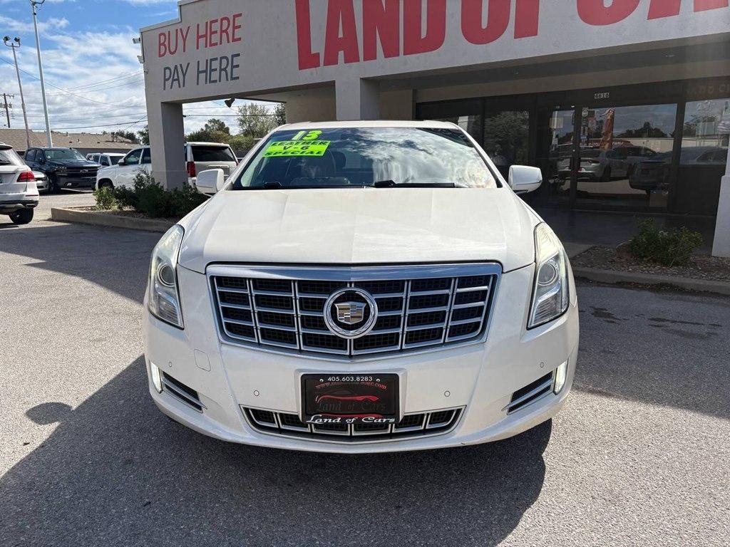 Cadillac XTS 4dr Sdn Luxury FWD 2013