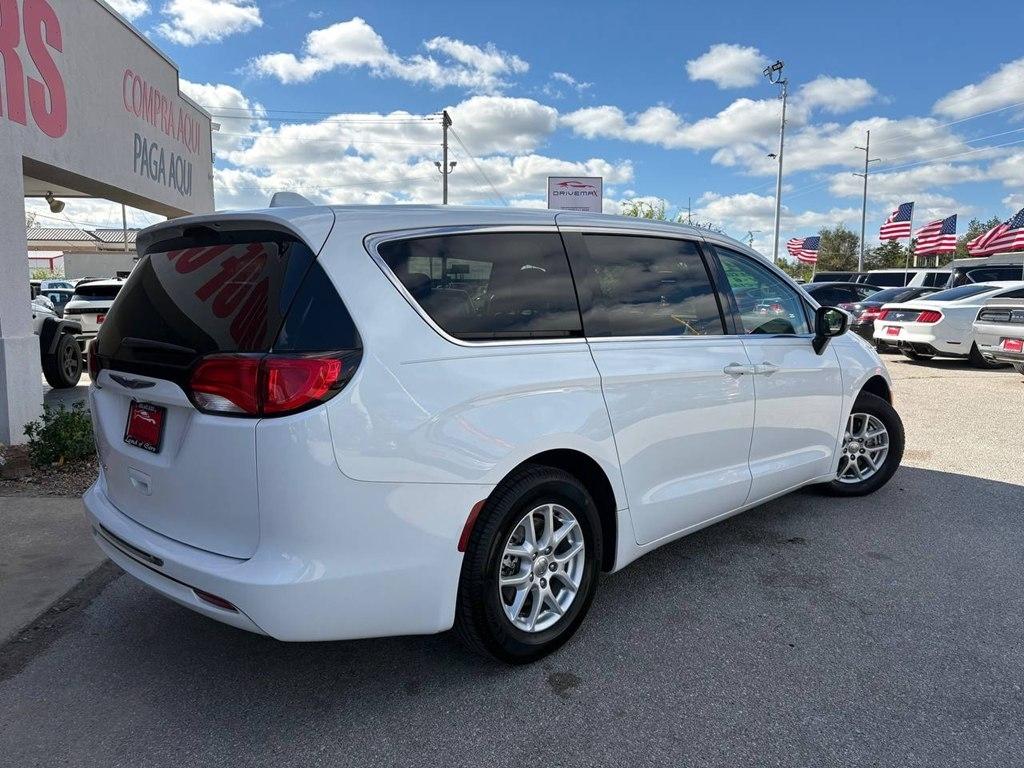 Chrysler Voyager LX FWD 2020