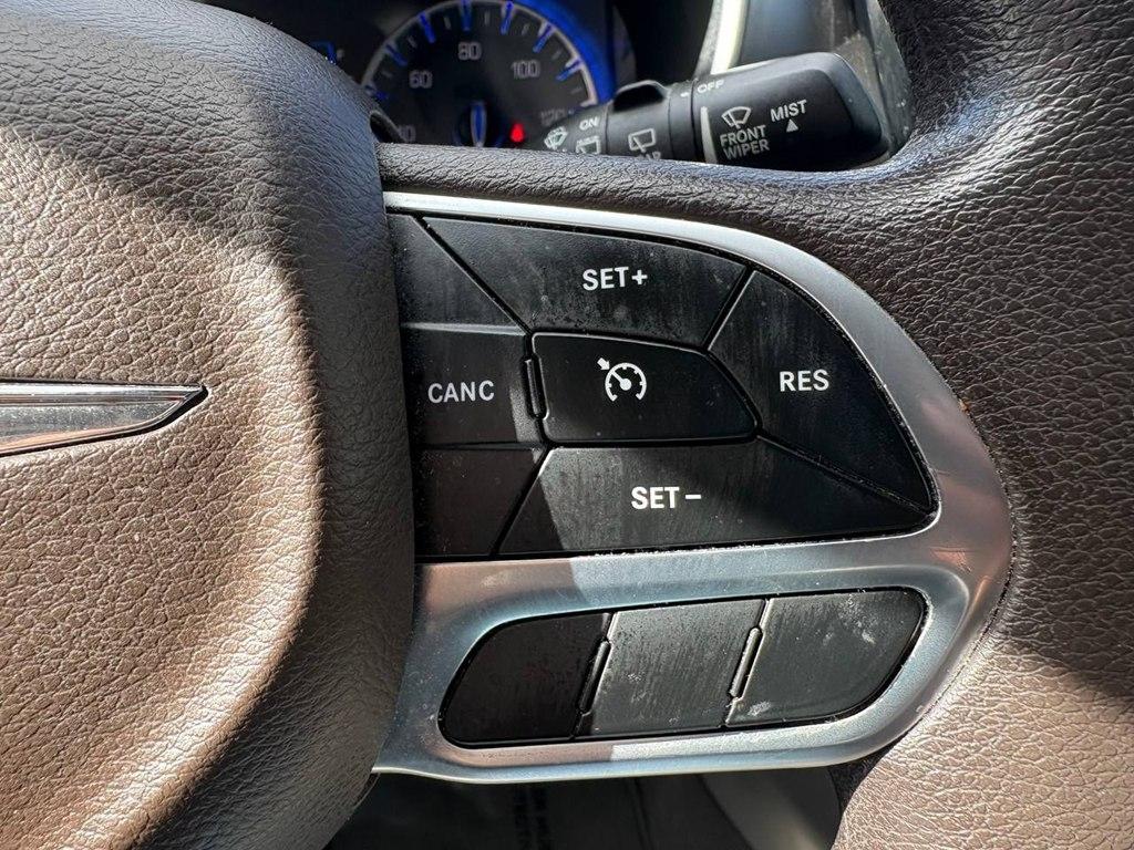 Chrysler Voyager LX FWD 2020