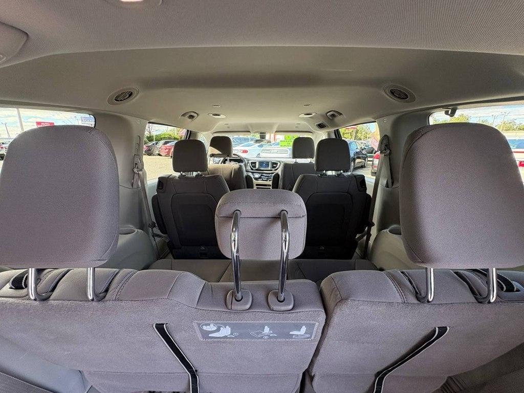 Chrysler Voyager LX FWD 2020