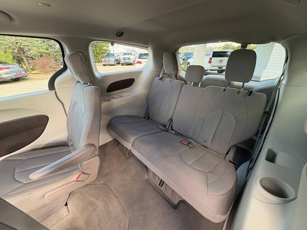 Chrysler Voyager LX FWD 2020