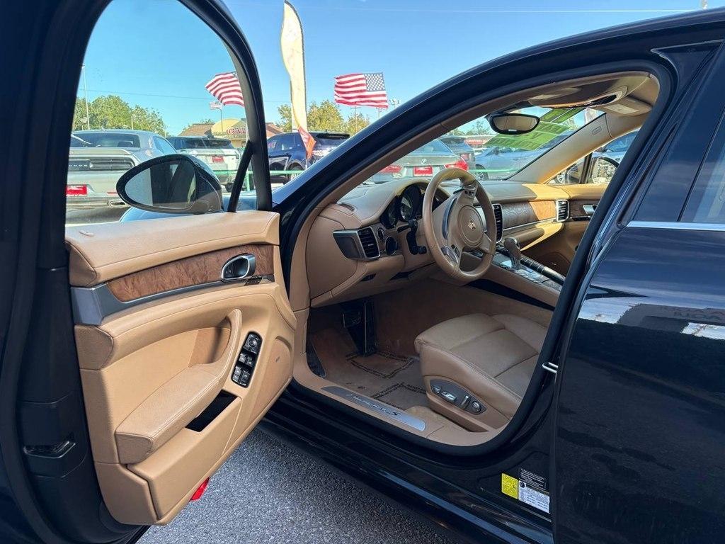 Porsche Panamera 4dr HB 4S 2014