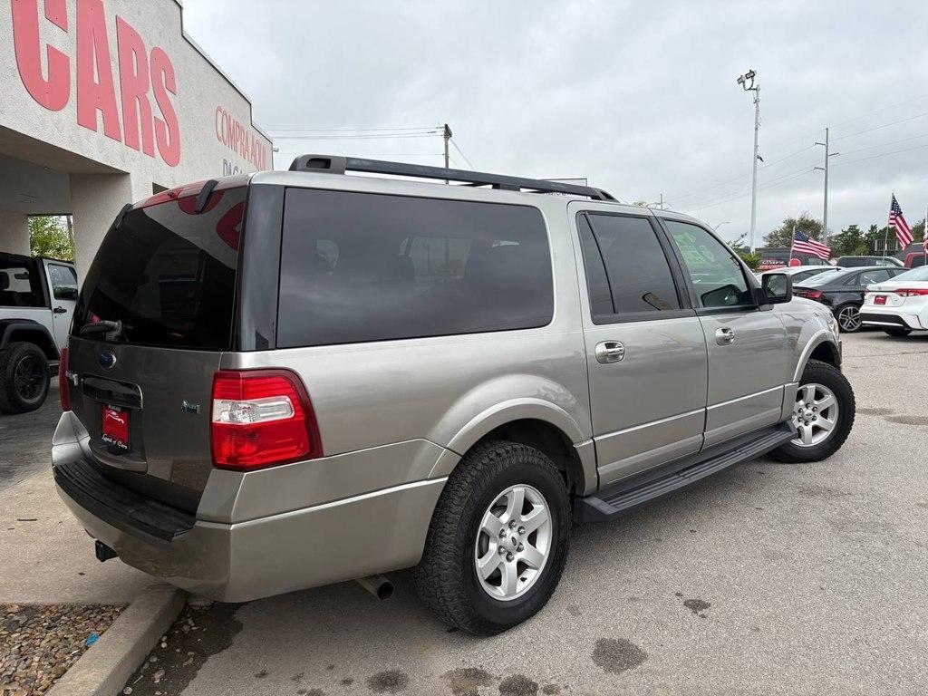 Ford Expedition EL 4WD 4dr XLT 2009