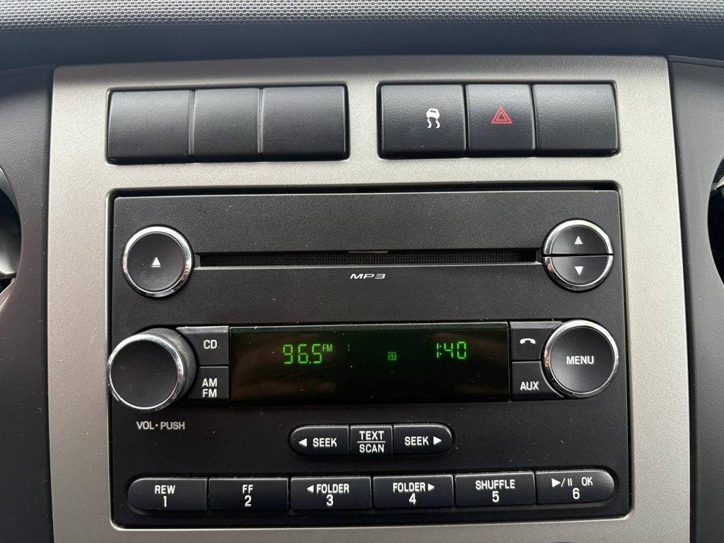 Ford Expedition EL 4WD 4dr XLT 2009